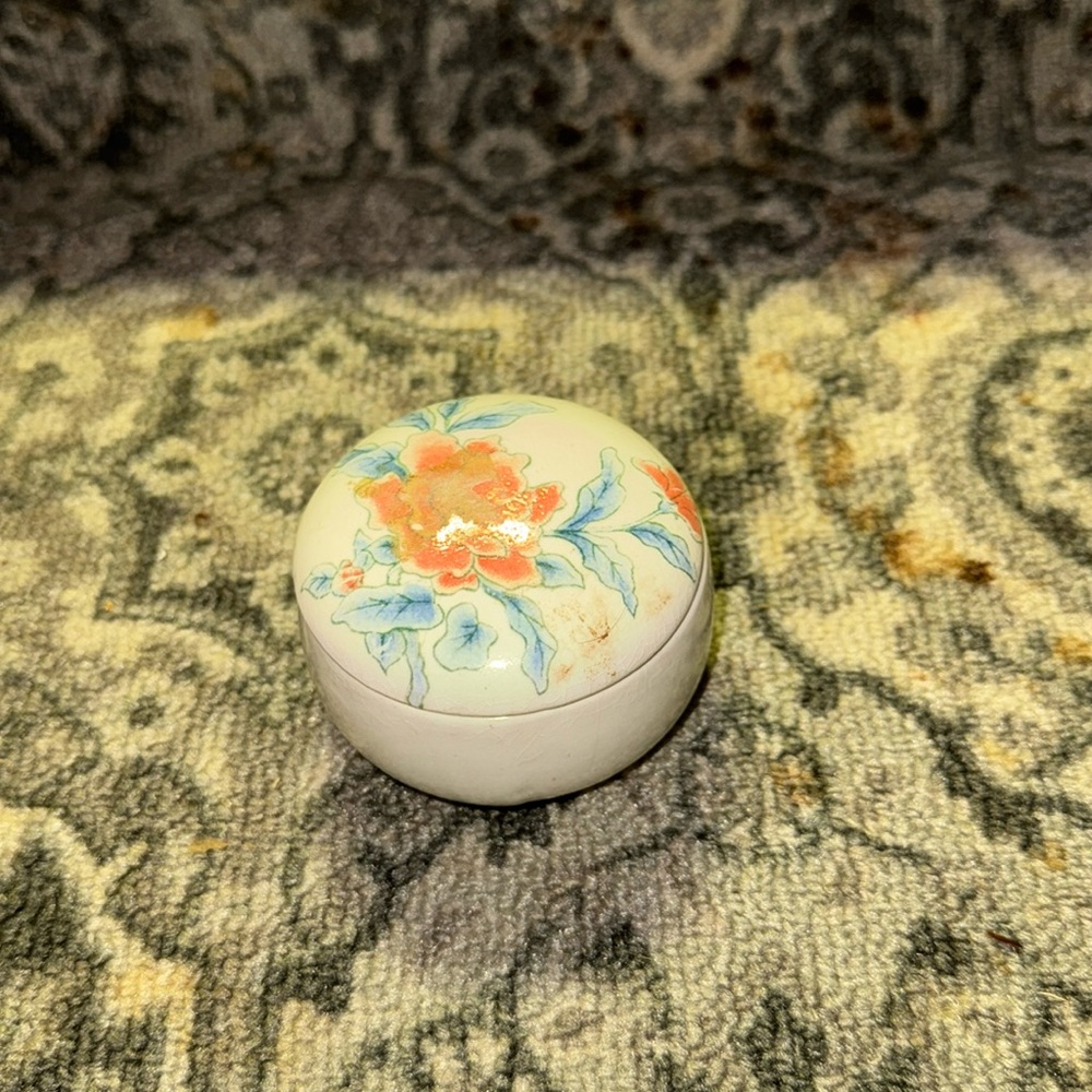 Vintage Takahashi East Wind Porcelain Trinket Box San Francisco Flowers 3.25"